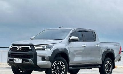 2025 TOYOTA HILUX 2.4 MID REVO DOUBLE CAB AT